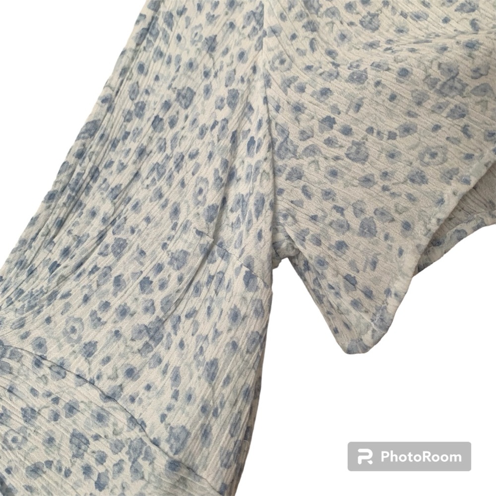 Abercrombie & Fitch Knot-Front Flutter Sleeve Top - image 6